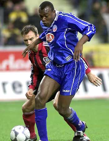 仅为青岛队 仅为青岛队